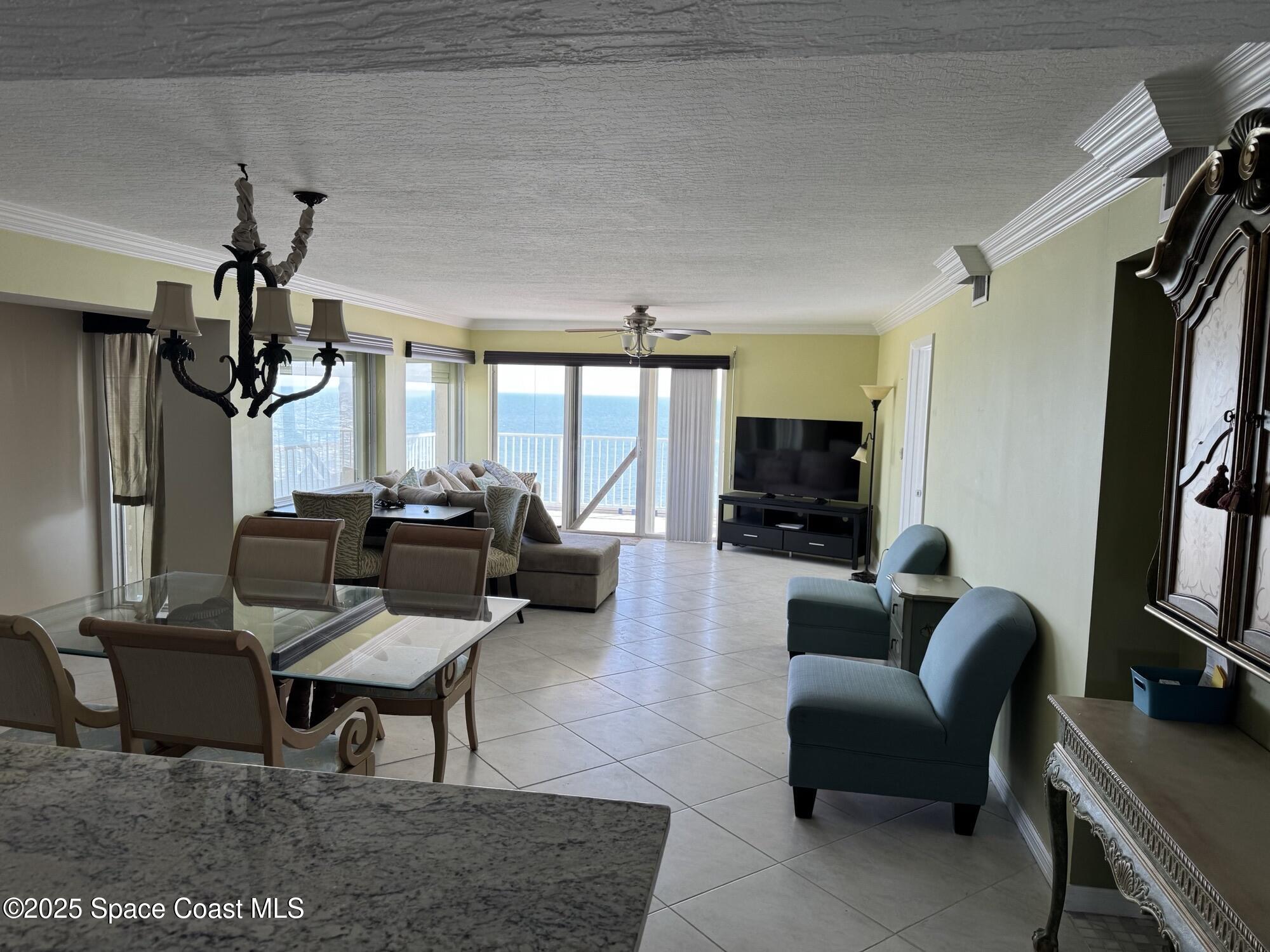2727 N Highway A1a 501
