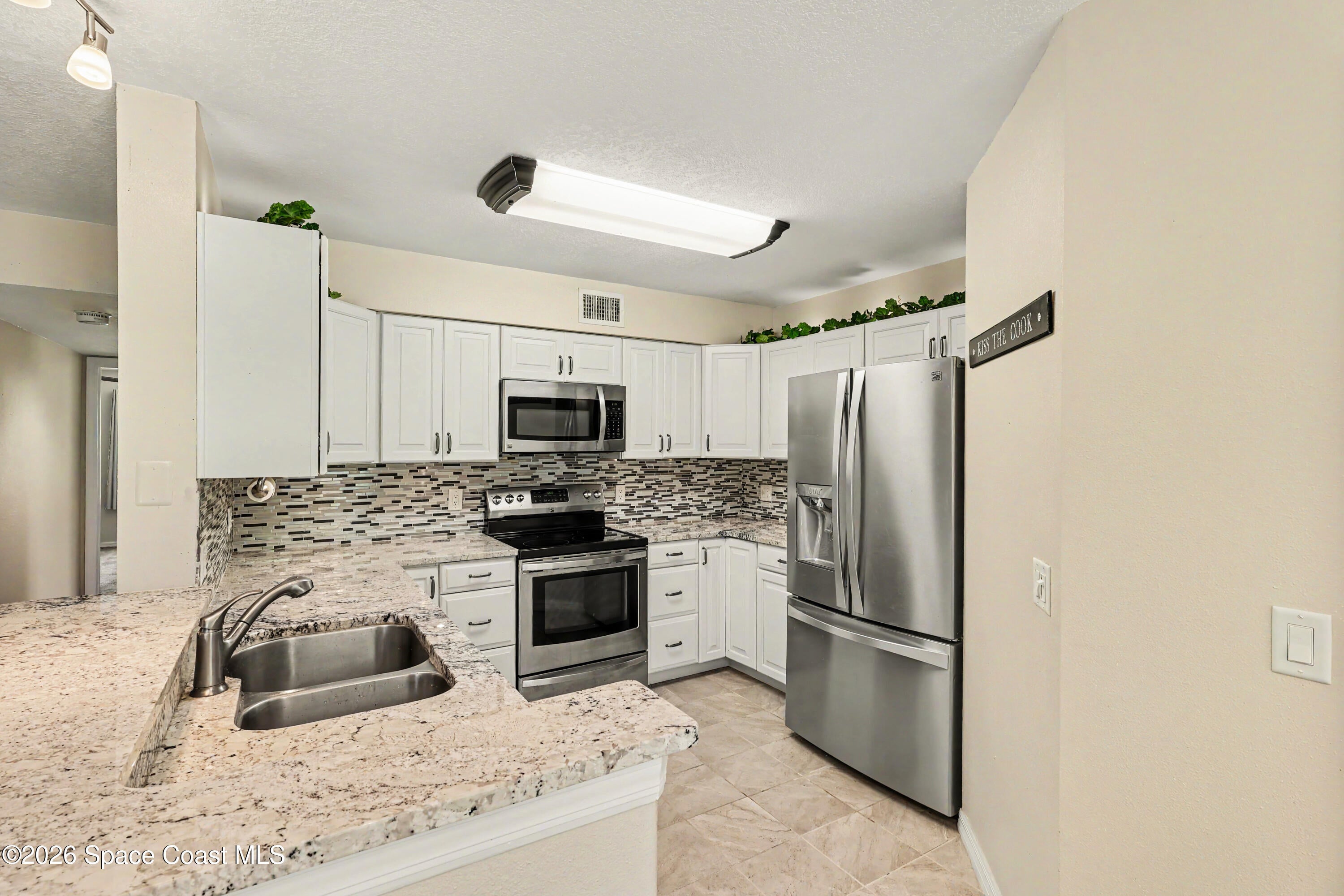 7470 N Highway 1 101