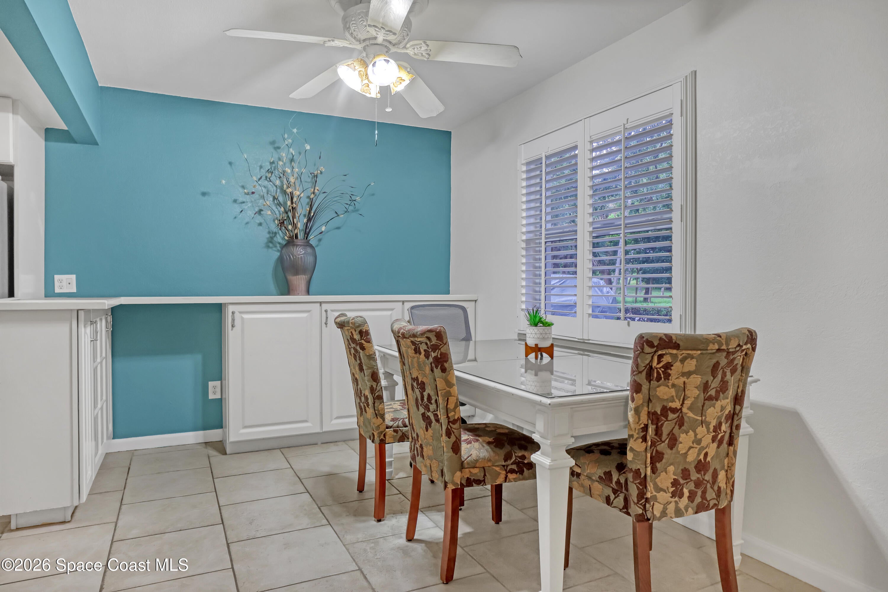 261 Cape Shores Circle 18-B