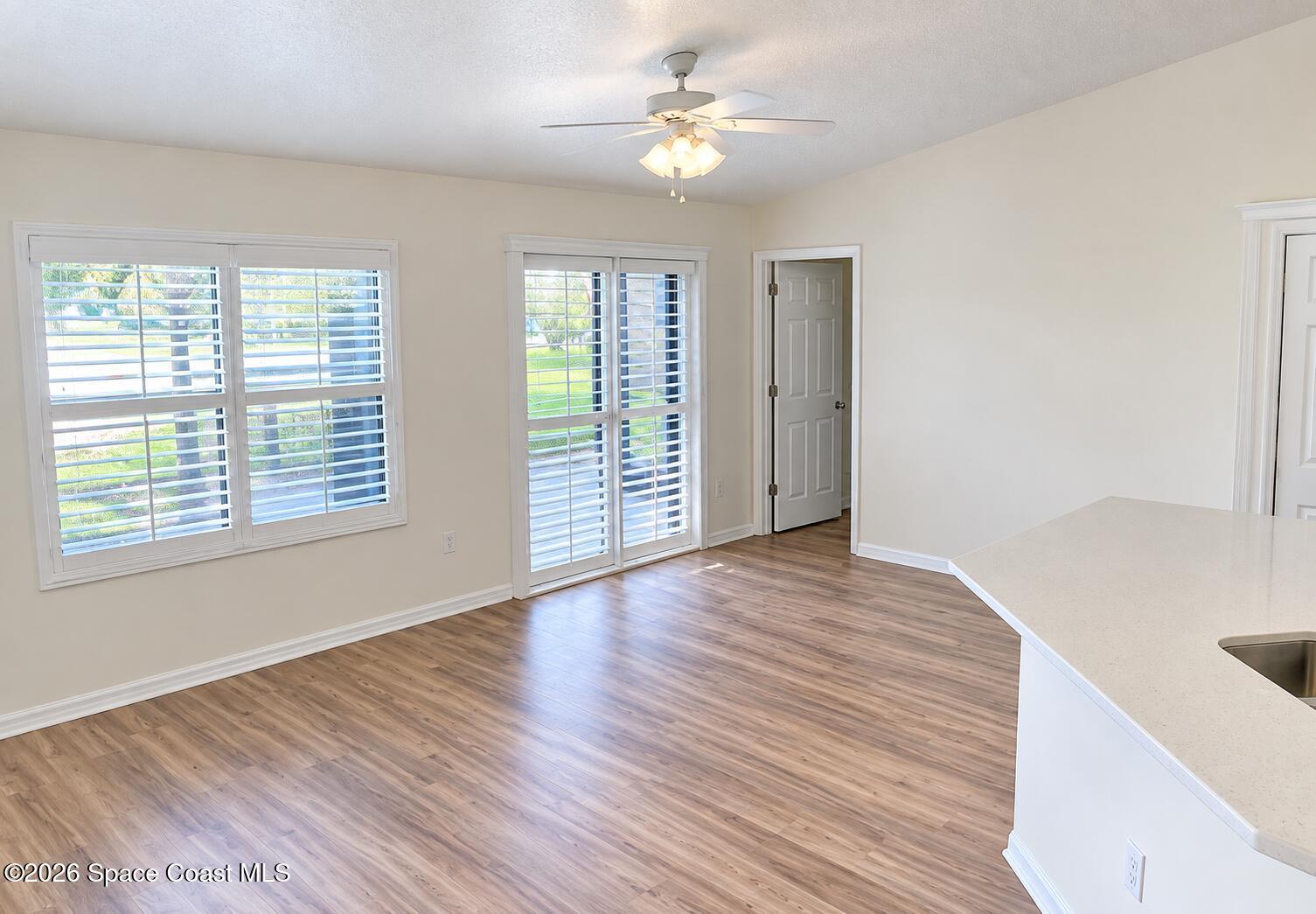 6946 Hammock Lakes Drive