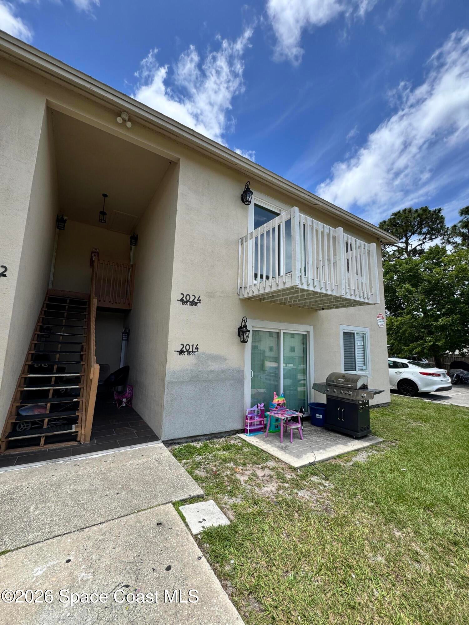 2012 Tree Ridge Lane NE