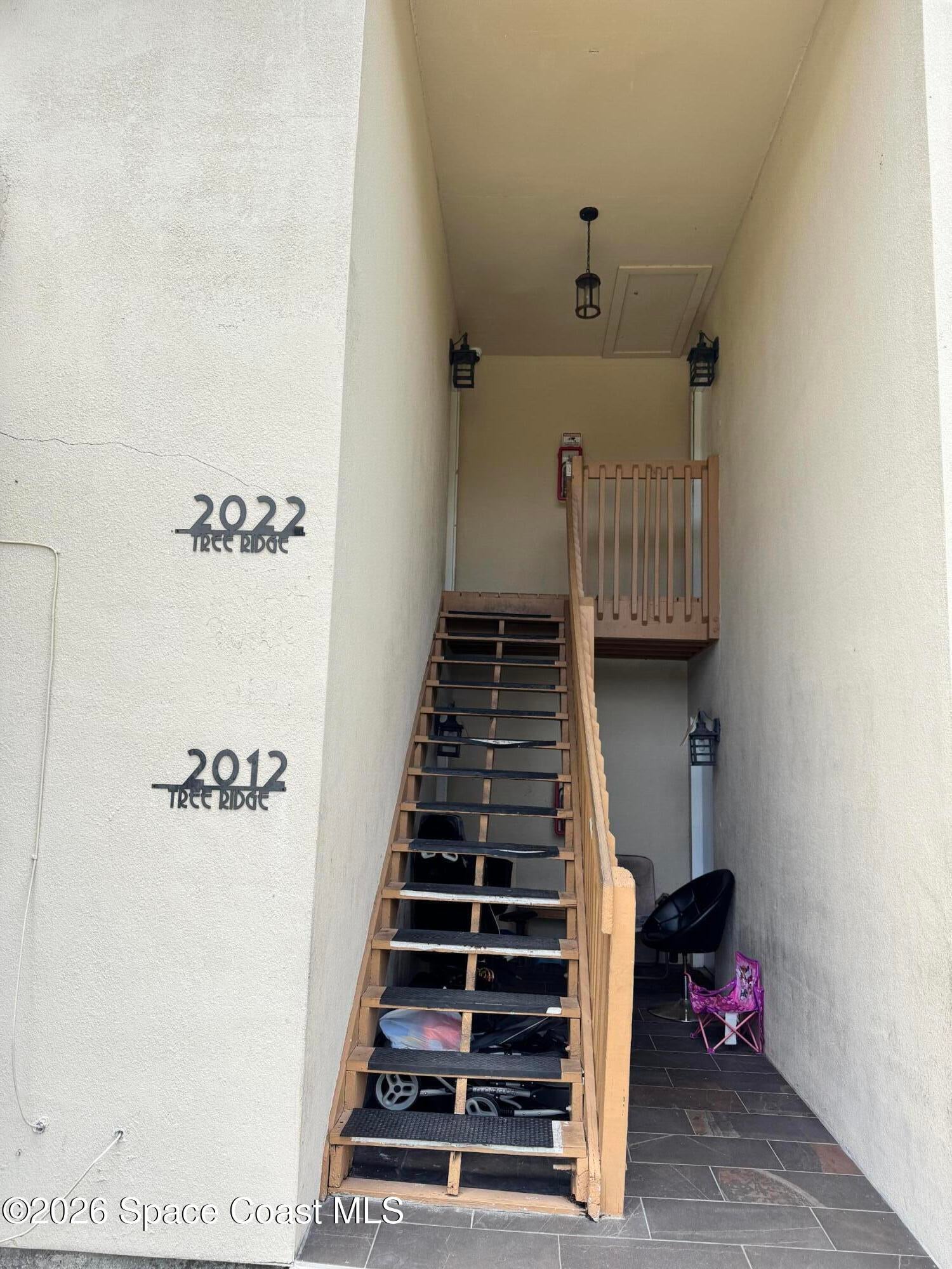 2012 Tree Ridge Lane NE
