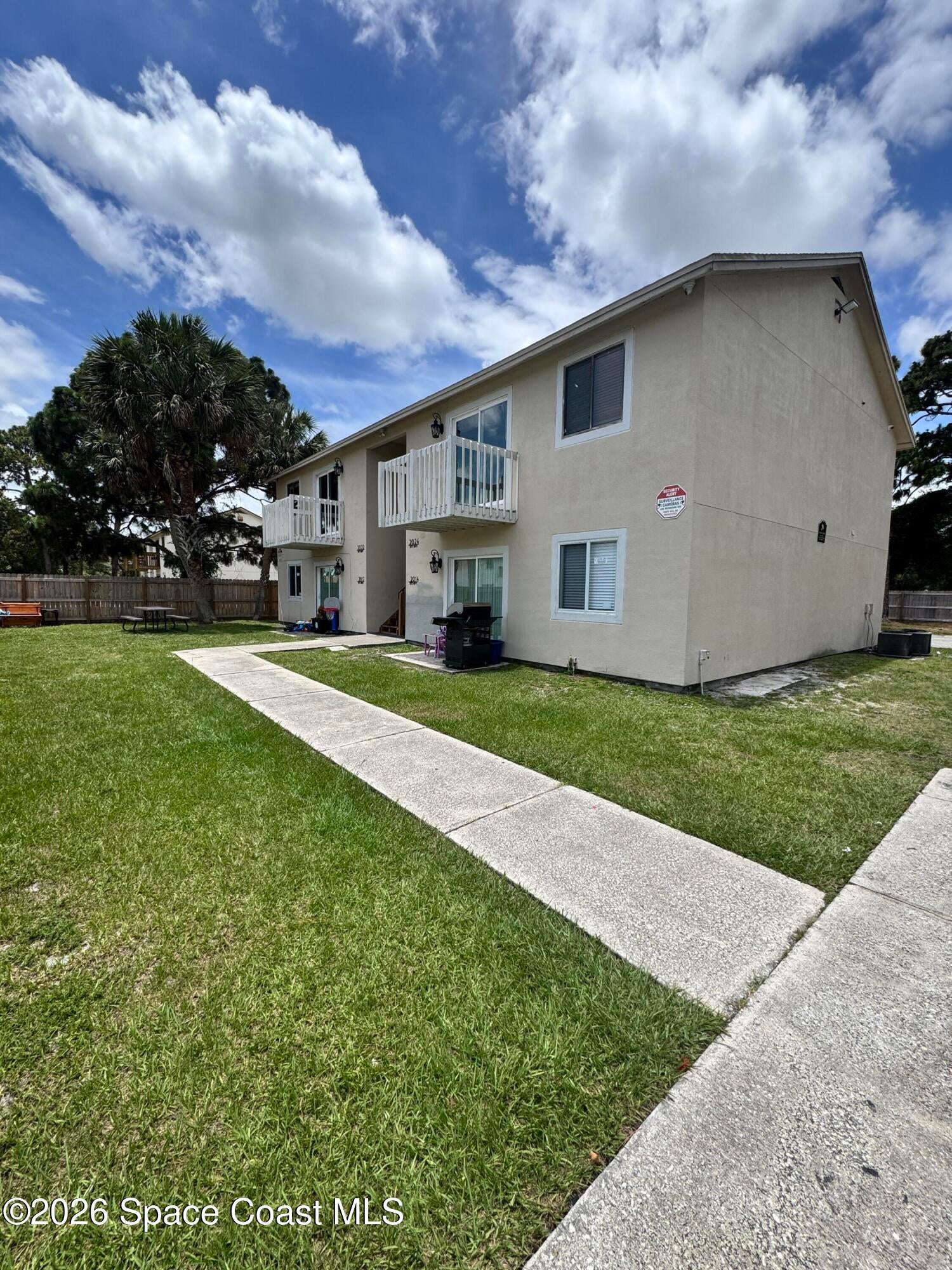 2012 Tree Ridge Lane NE