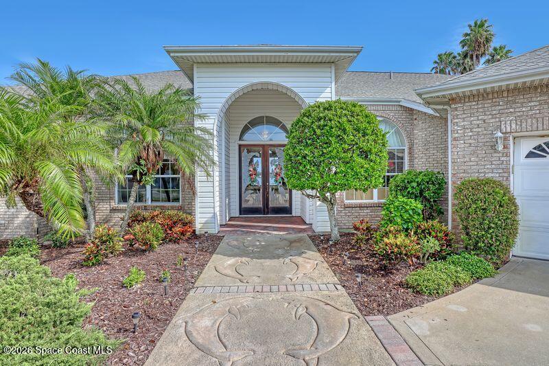 1530 Bay Shore Drive