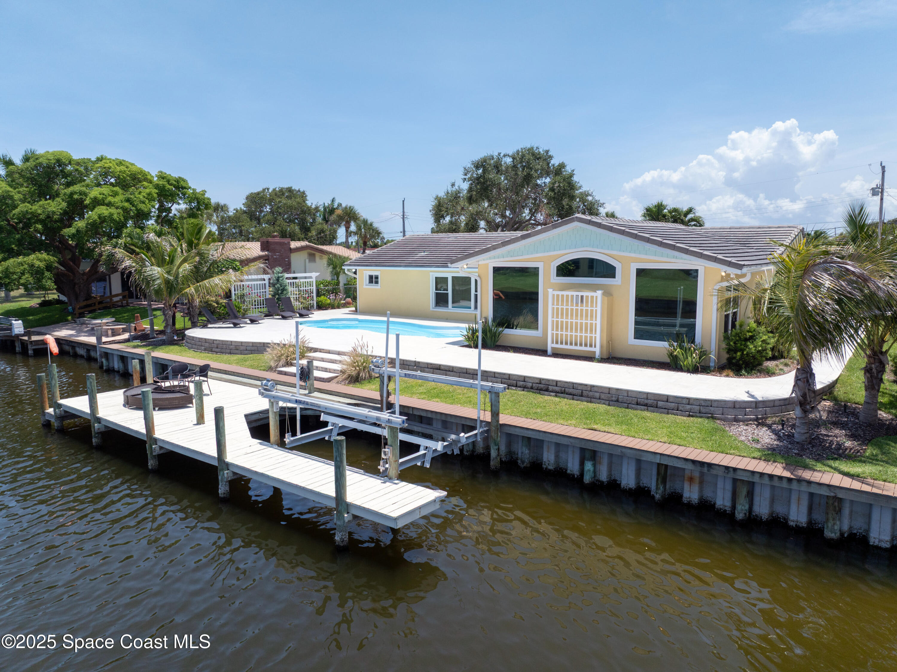 211 Jamaica Drive