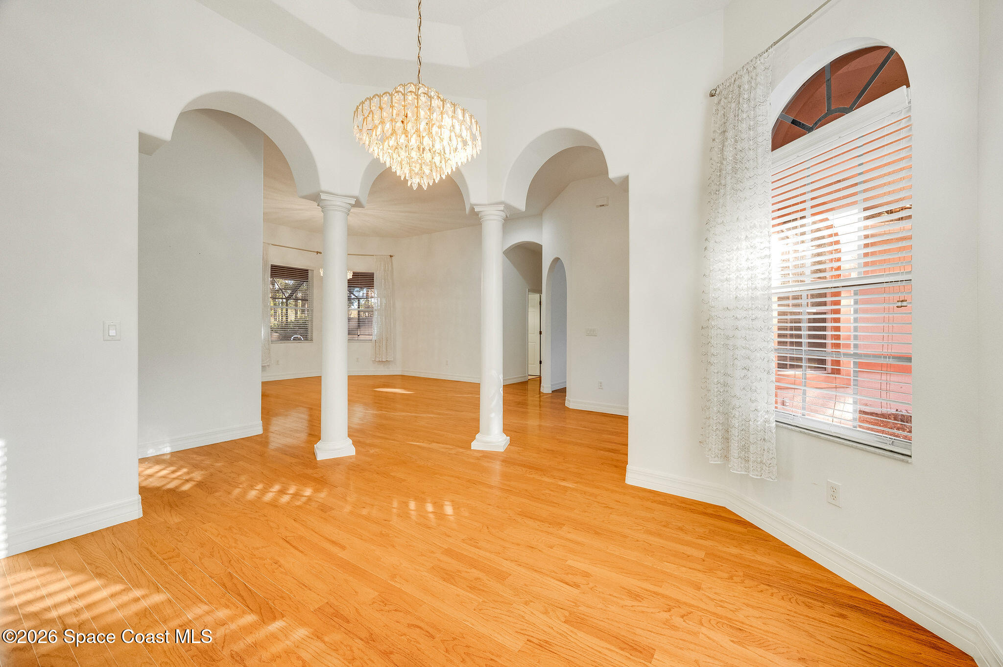 5025 Fawn Lake Boulevard