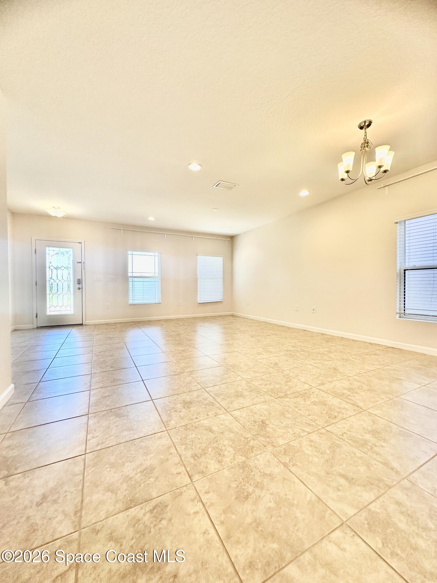 1385 Fuji Drive