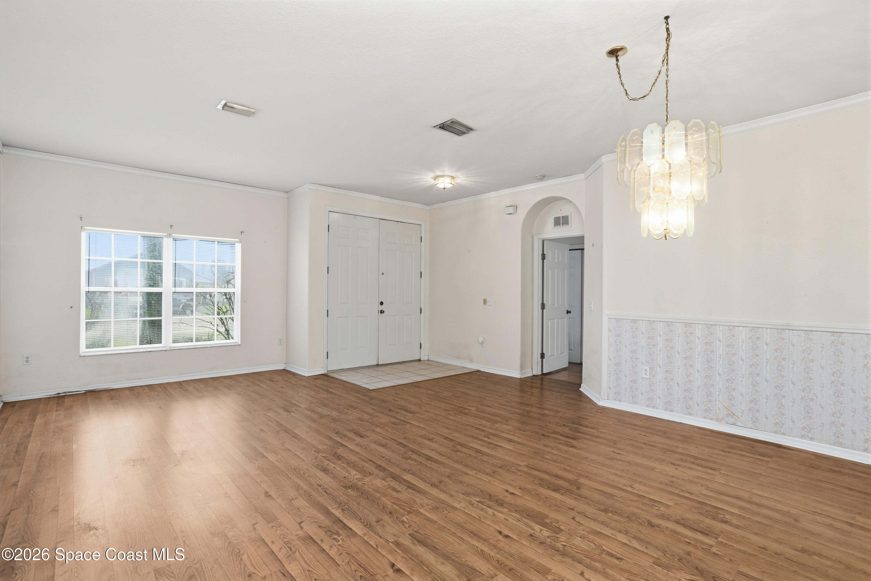 424 Stonehenge Circle