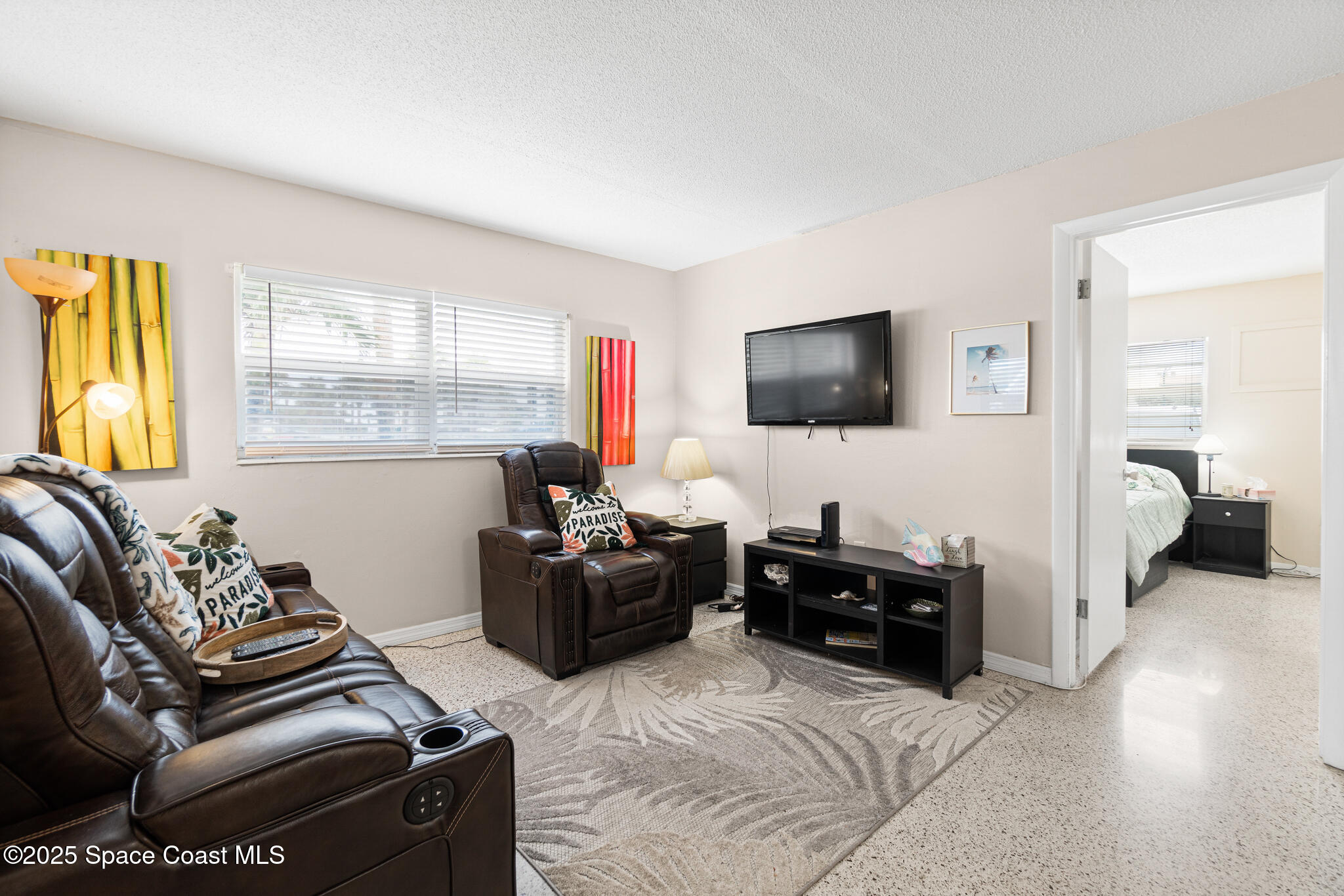 7515 Ridgewood Avenue 17a