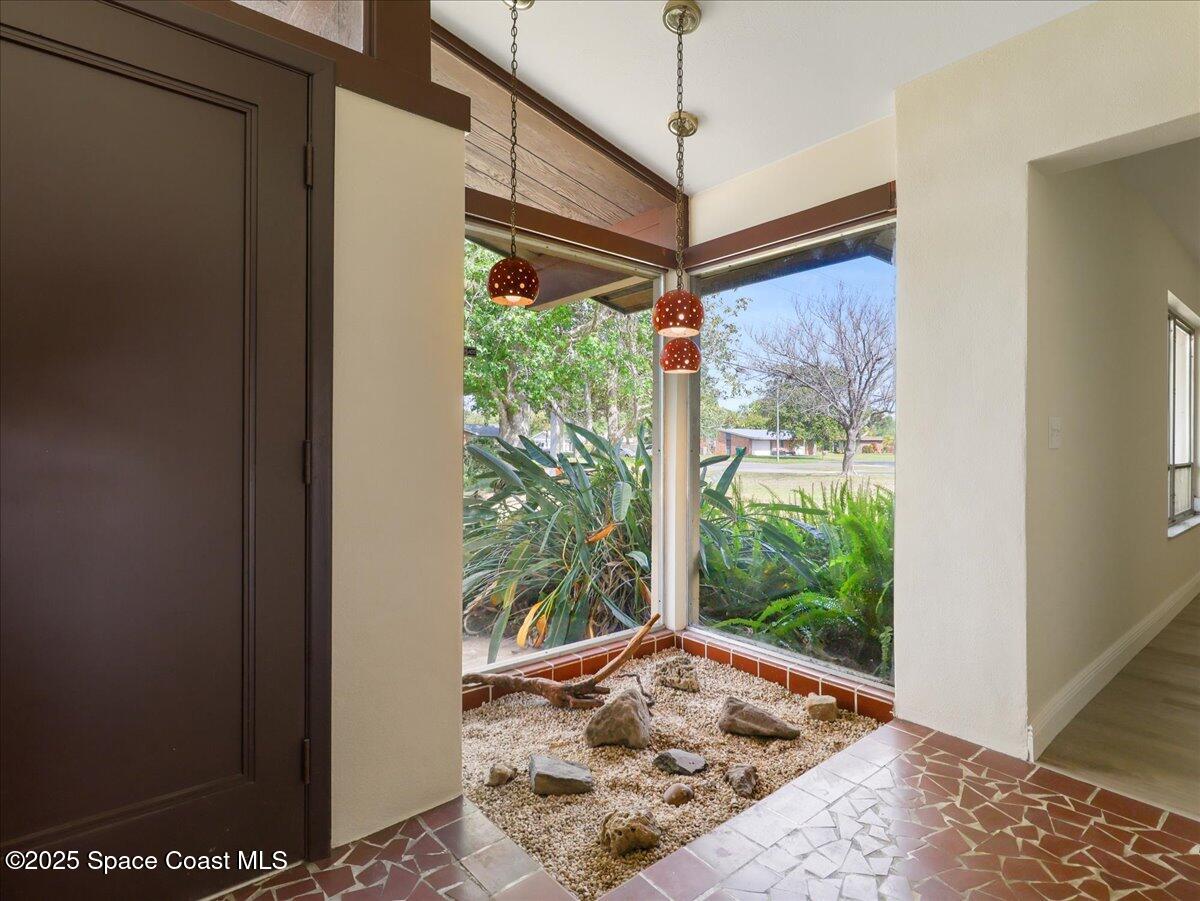 1907 N Carpenter Road