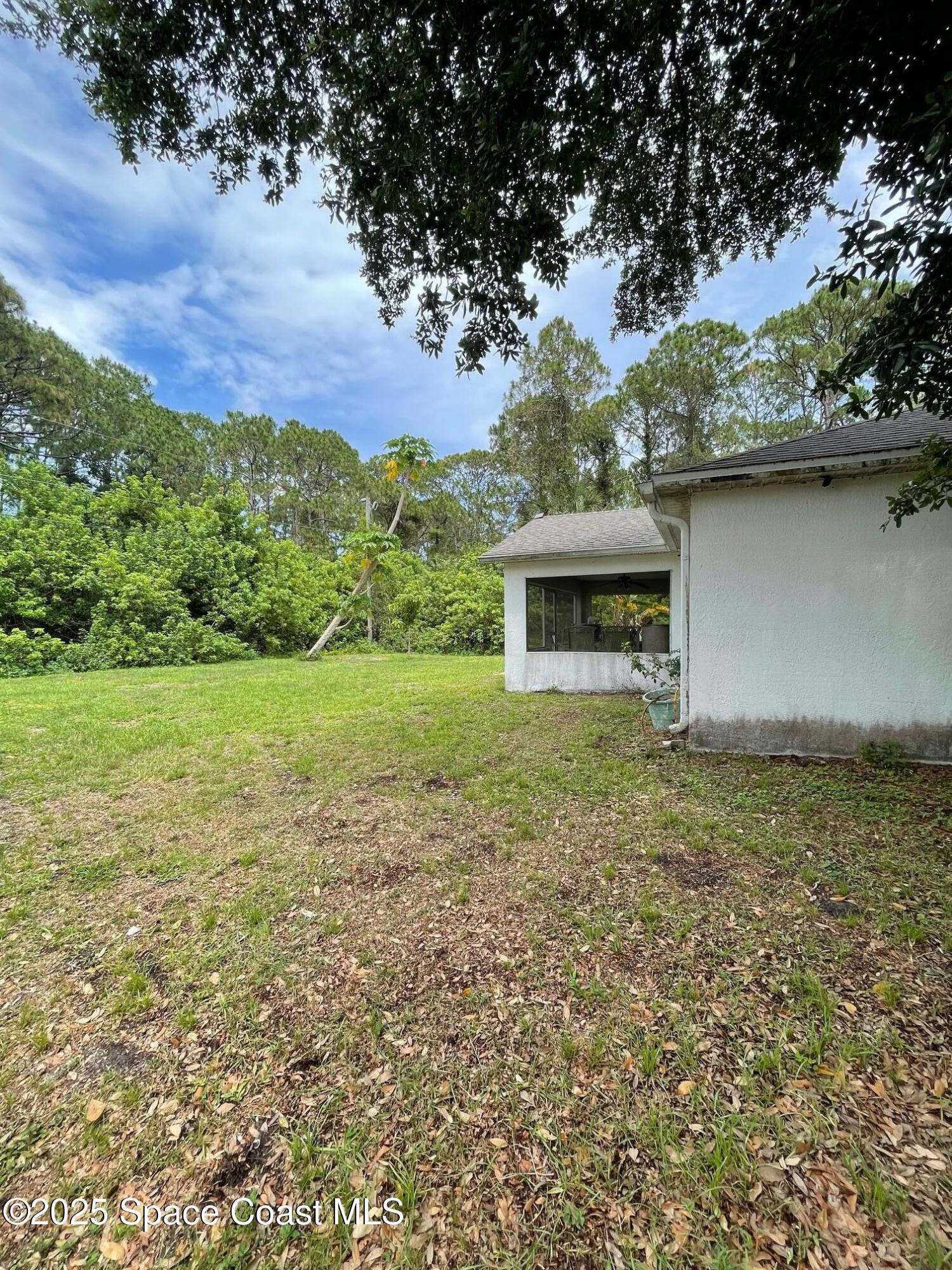 561 Plumbago Road NW