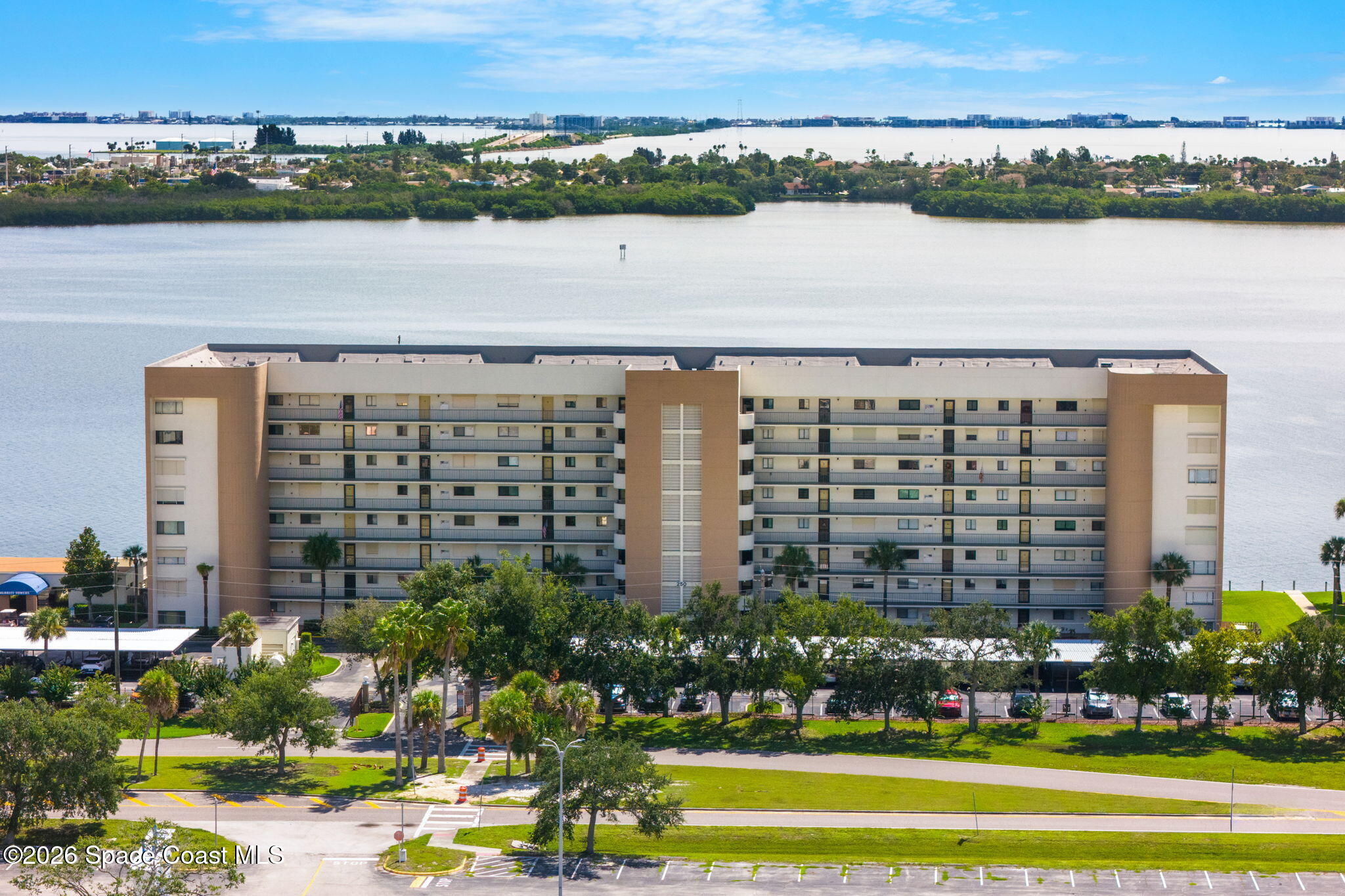 250 S Sykes Creek Parkway B609