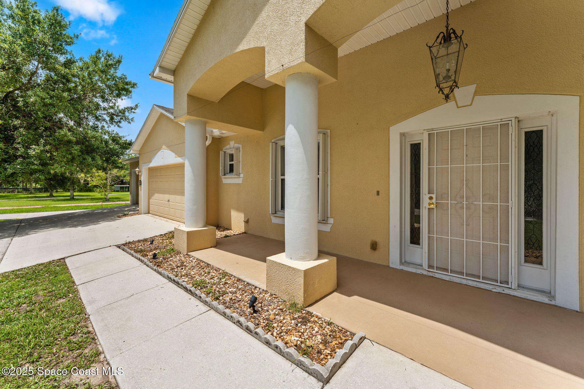 1385 Friday Road