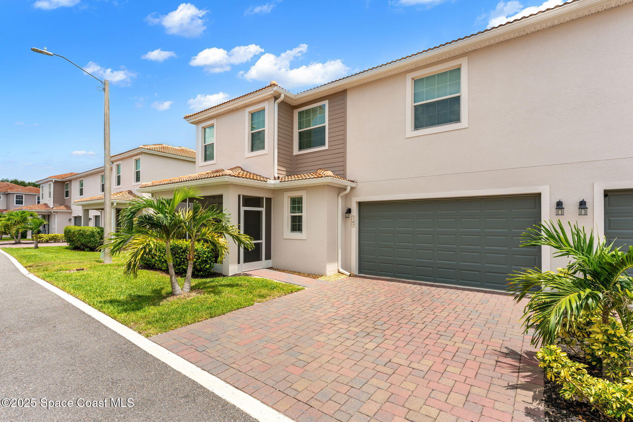 1810 Noel Place 107