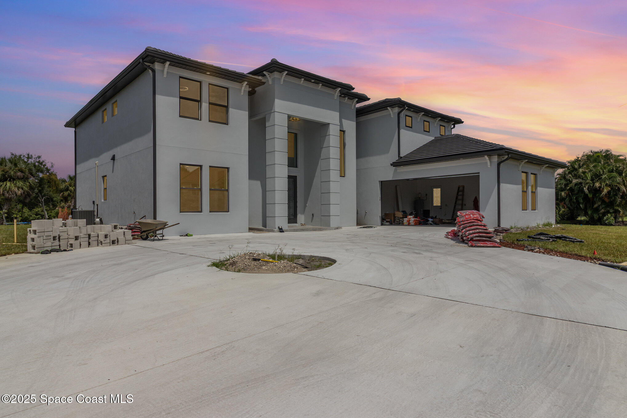 5180 Calmes Way