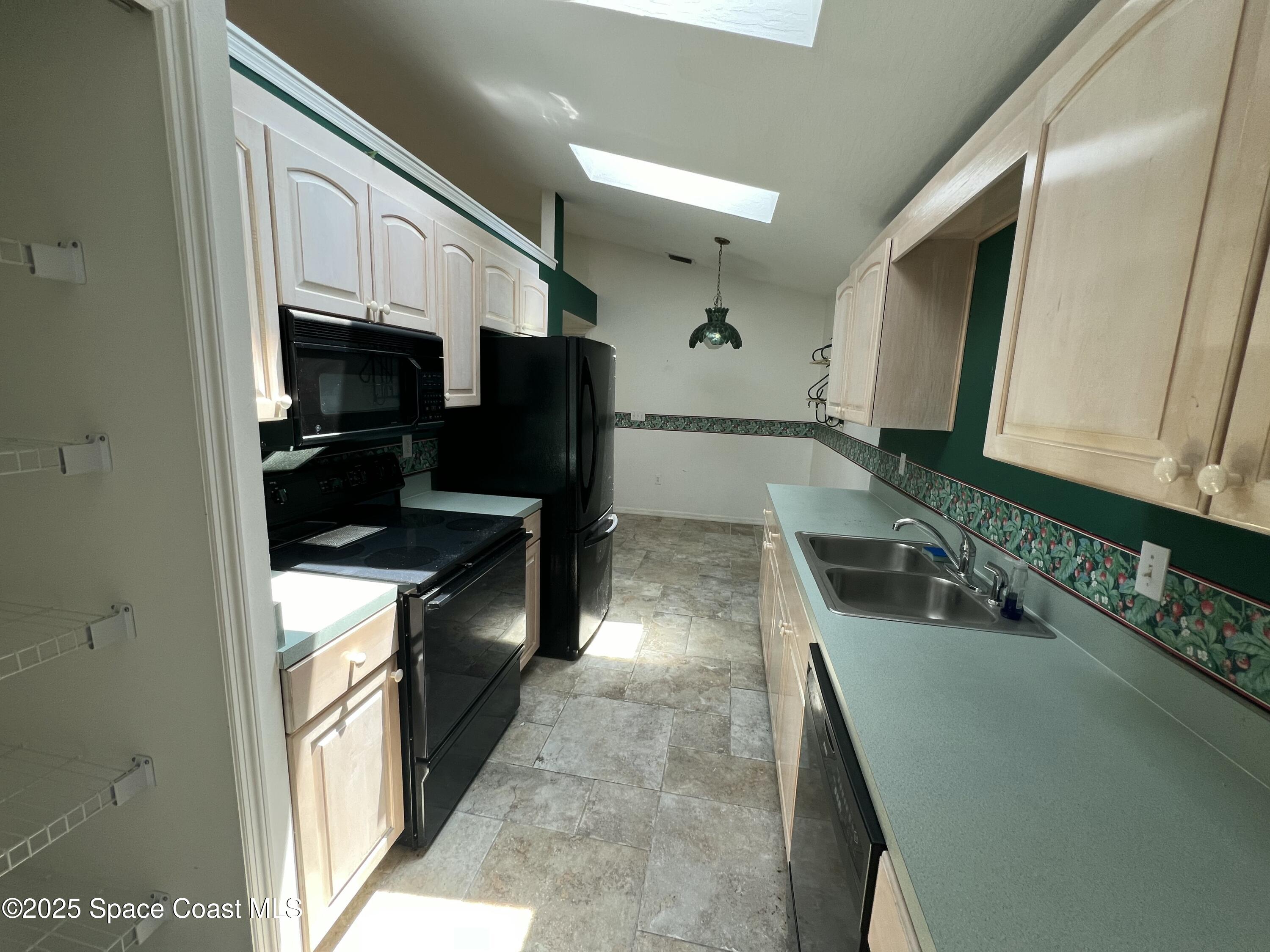 1082 S Fork Circle