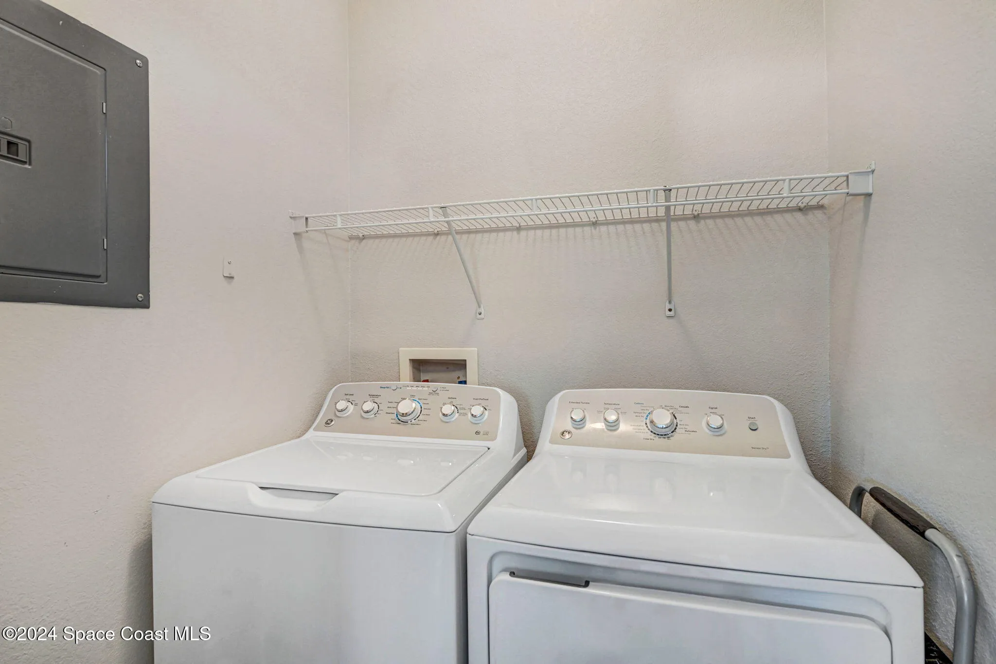 Melbourne, Florida 32940, United States, 3 Bedrooms Bedrooms, ,2 BathroomsBathrooms,Residential,Active,26144