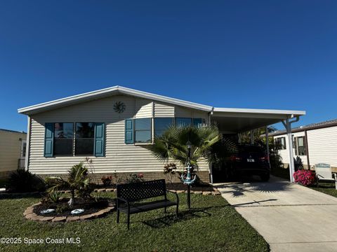 A home in Barefoot Bay