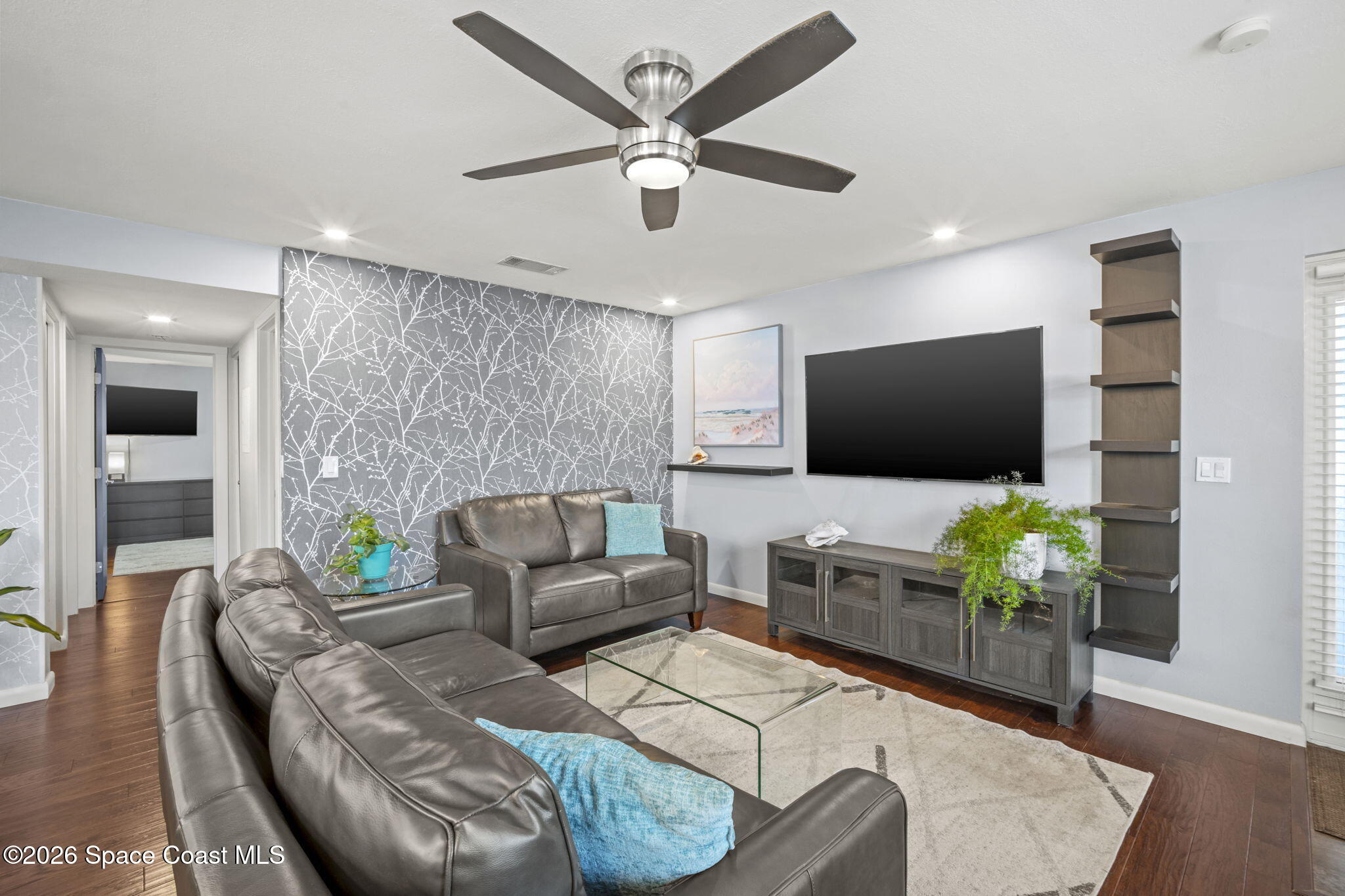 200 International Drive 207