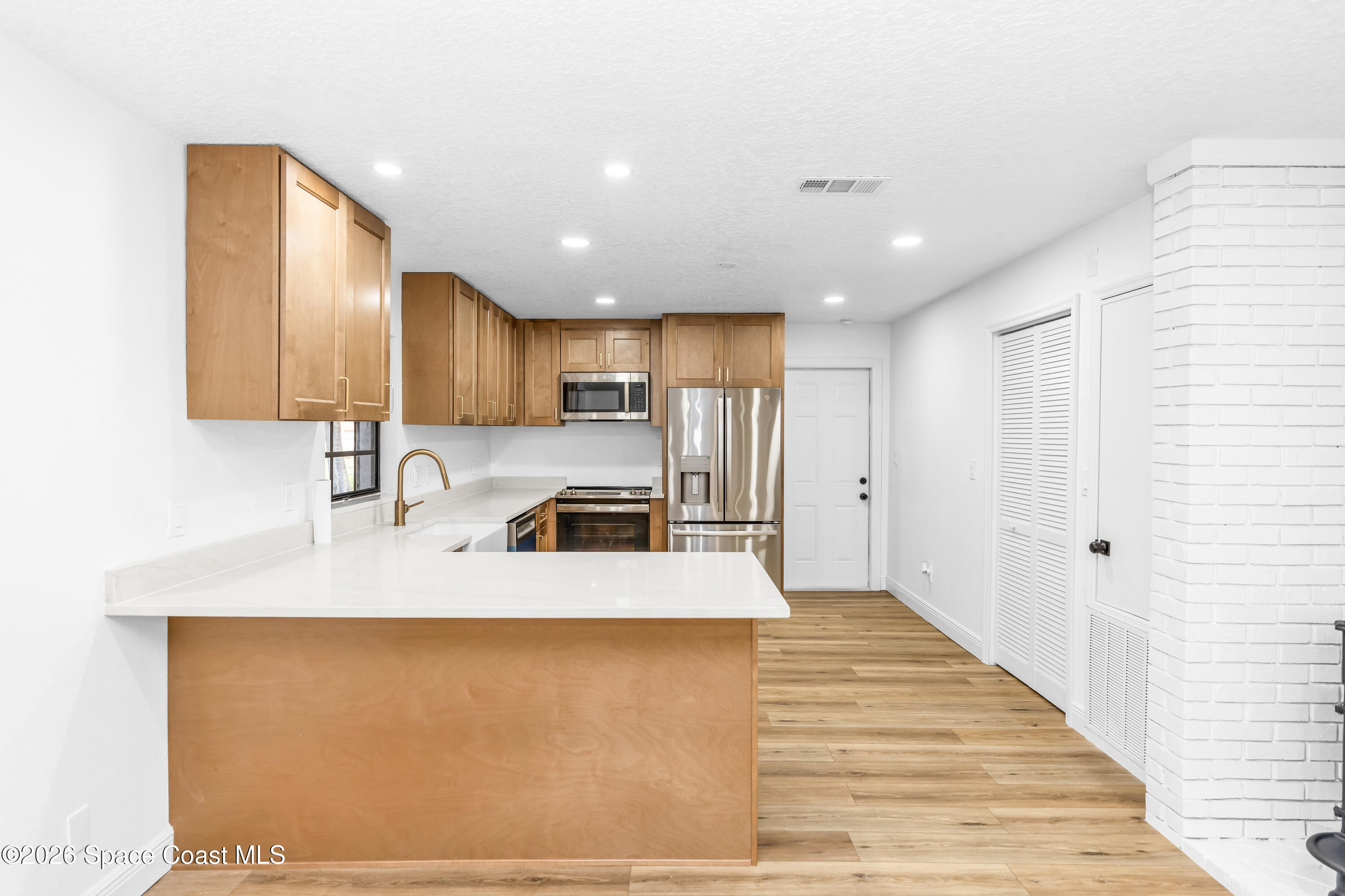 6800 Ackerman Avenue