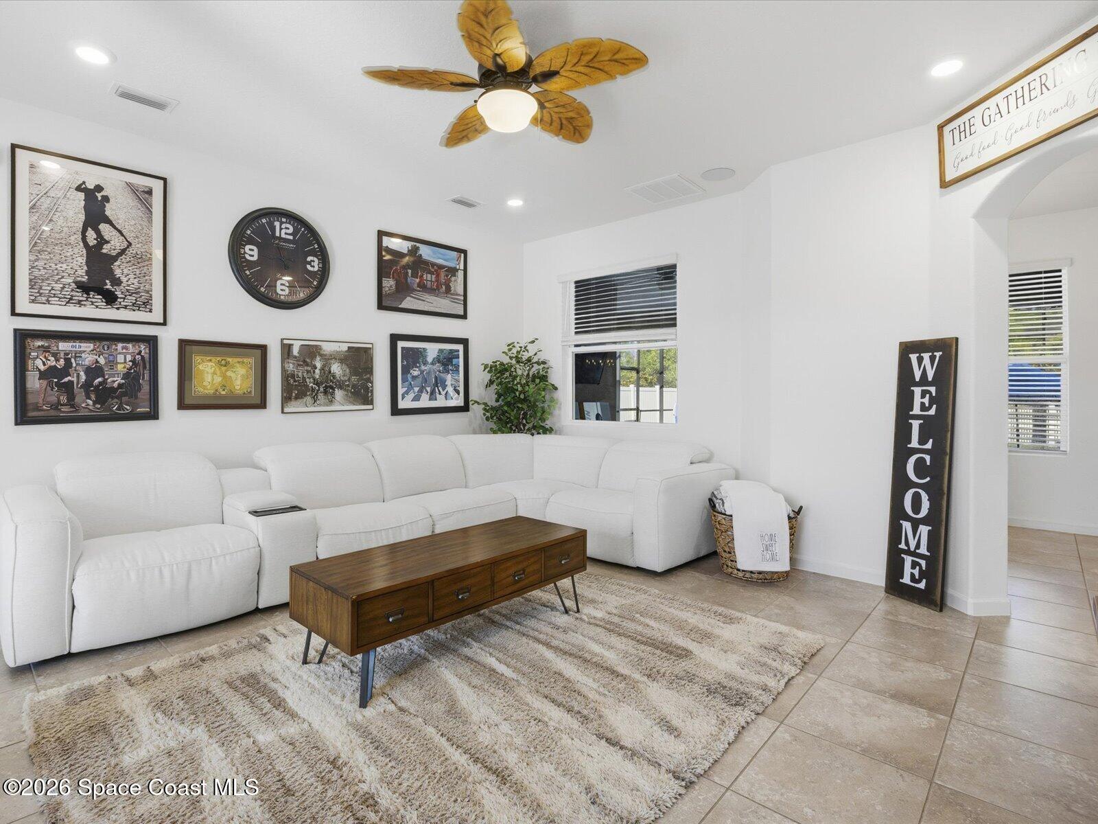 679 Gleneagles Drive SE