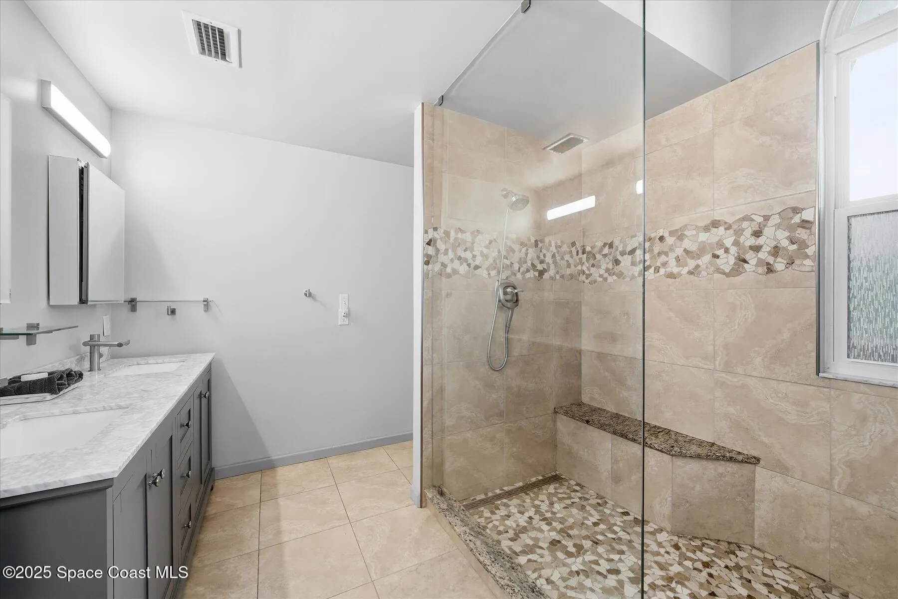 Melbourne, Florida 32901, United States, 3 Bedrooms Bedrooms, ,2 BathroomsBathrooms,Residential,Active,240776