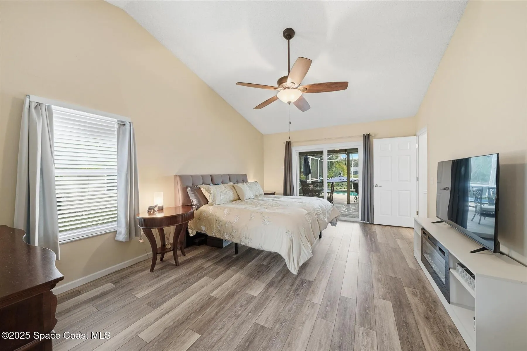 Melbourne, Florida 32901, United States, 3 Bedrooms Bedrooms, ,2 BathroomsBathrooms,Residential,Active,240776
