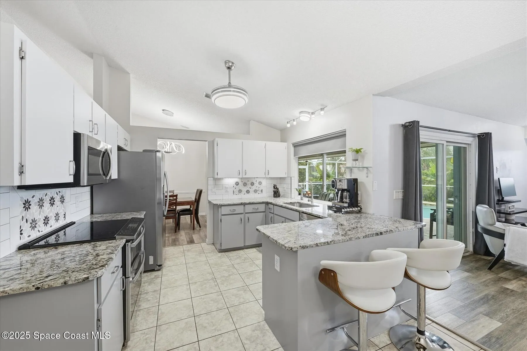 Melbourne, Florida 32901, United States, 3 Bedrooms Bedrooms, ,2 BathroomsBathrooms,Residential,Active,240776