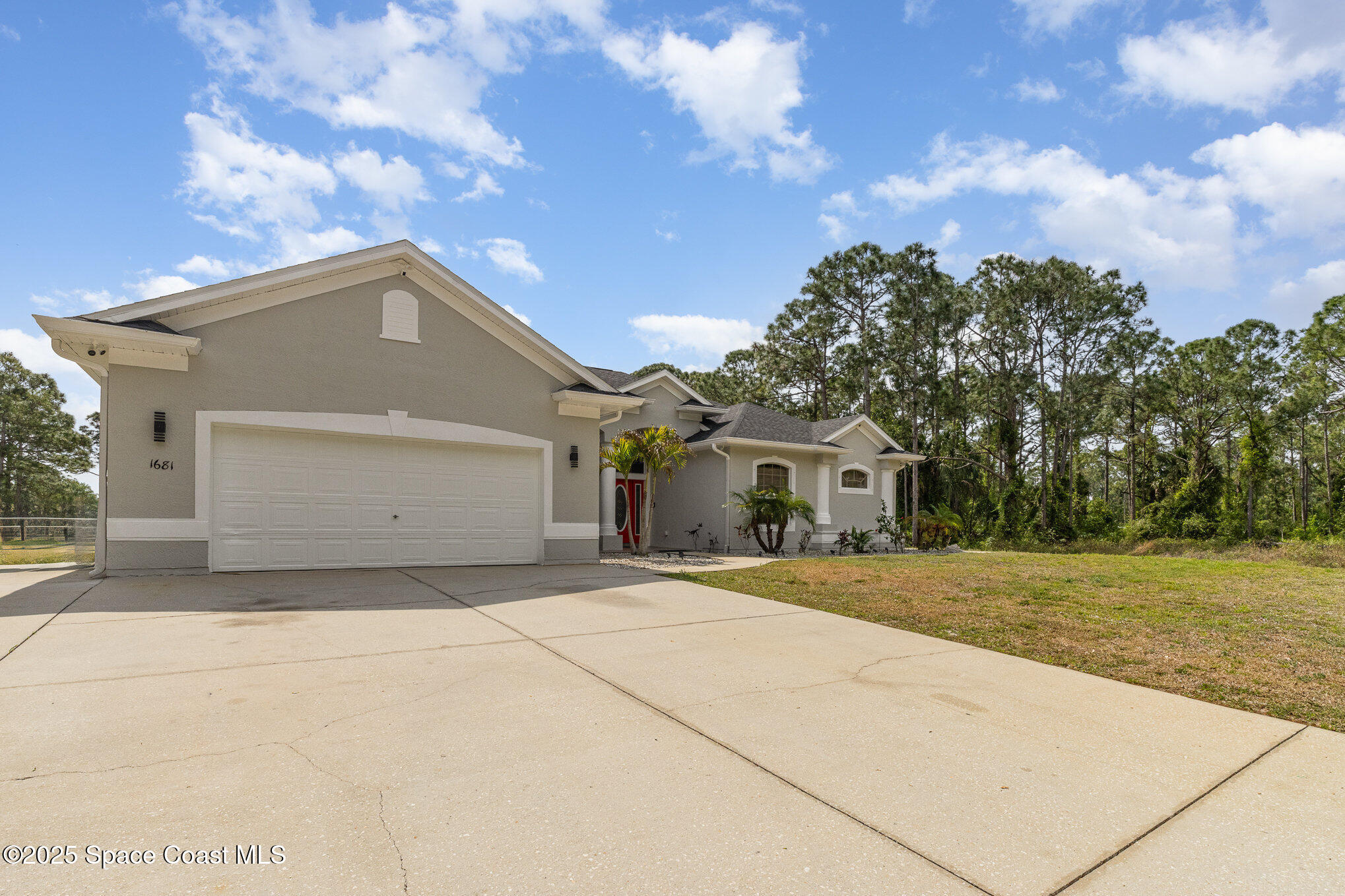 1681 Antique Terrace SE