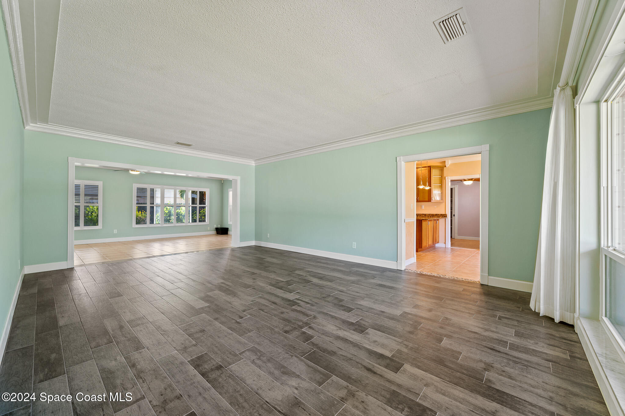 645 Oak Ridge Drive