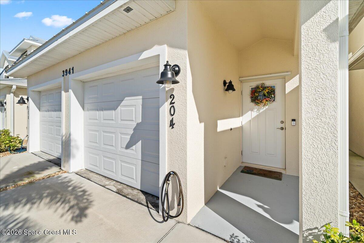 3941 Playa Del Sol Drive 204