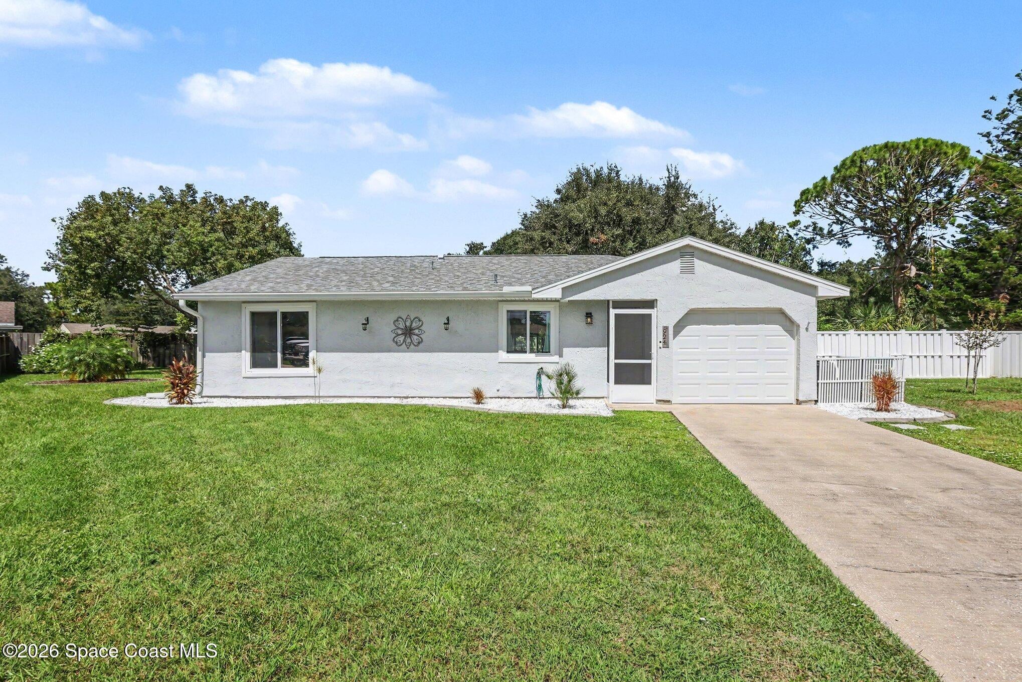 924 Gables Way