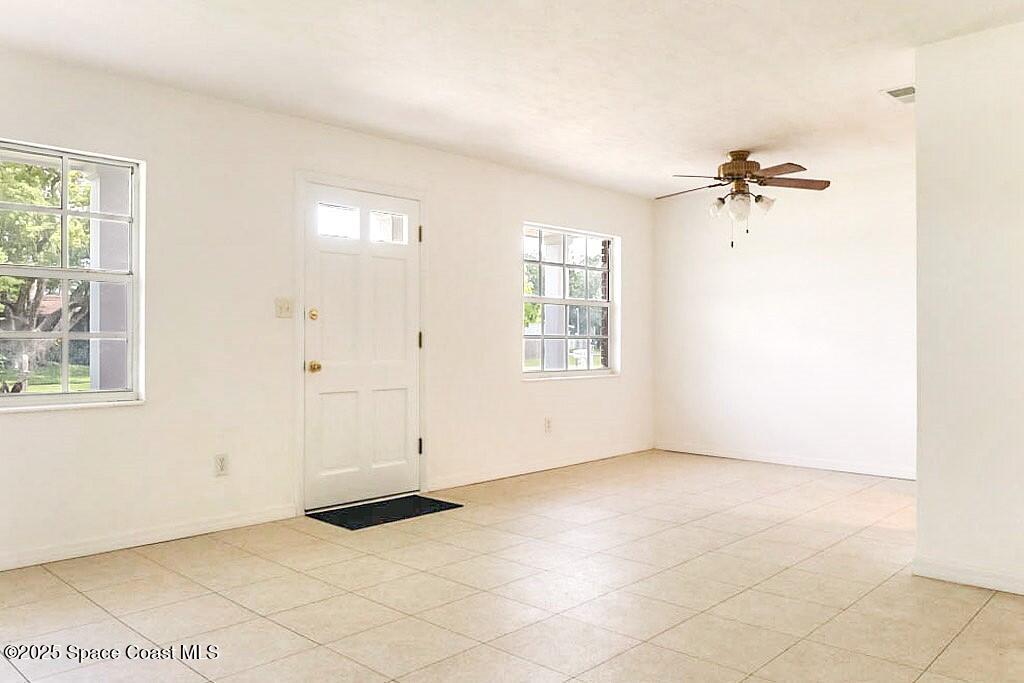 975 Kings Post Road