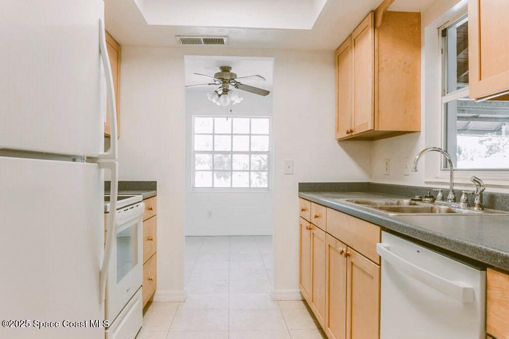 975 Kings Post Road