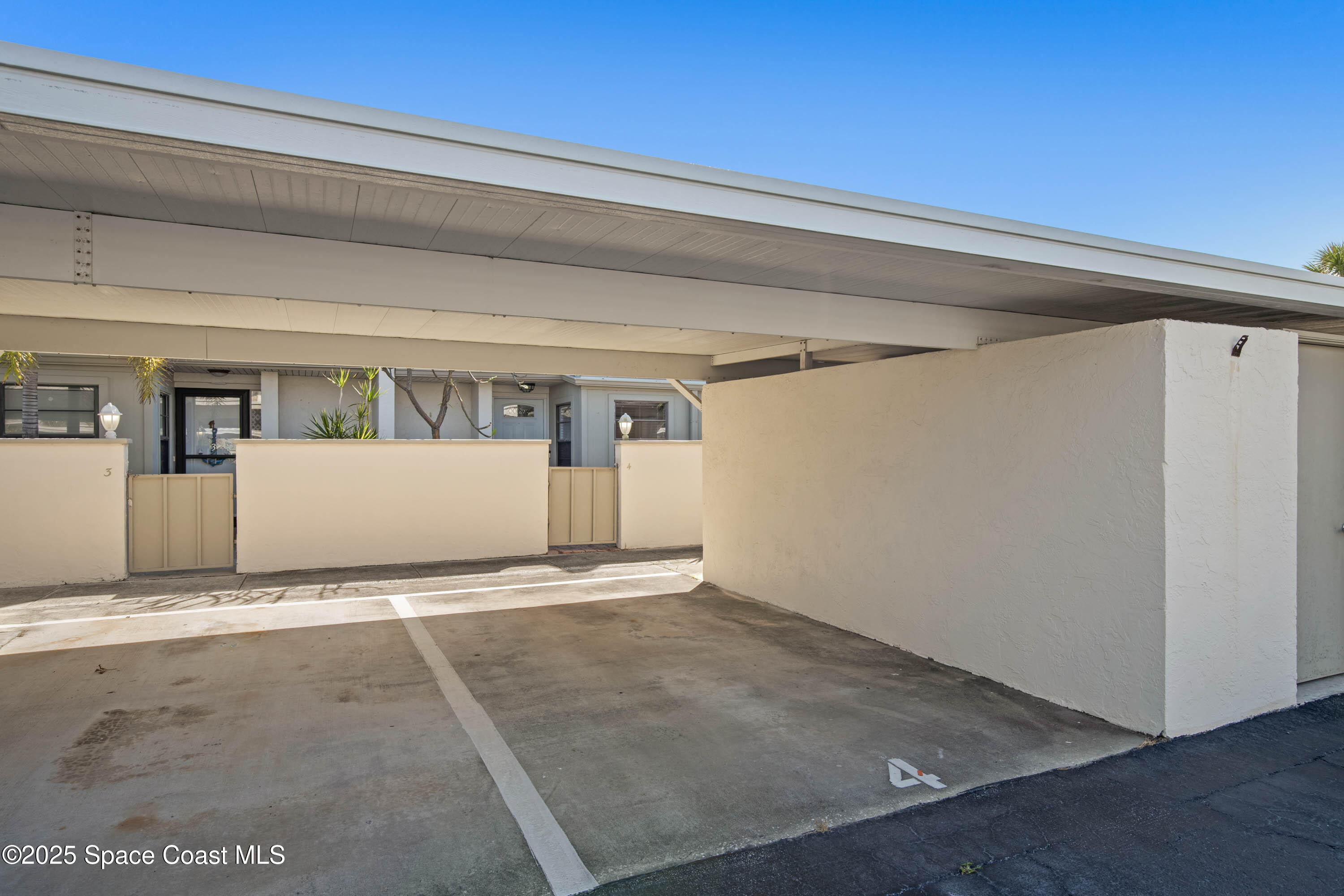 128 Palmetto Avenue 4-1