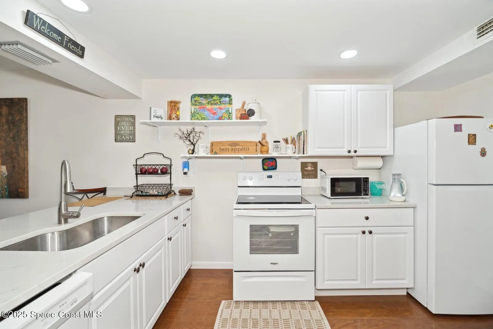 Cocoa Beach, Florida 32931, United States, 2 Bedrooms Bedrooms, ,2 BathroomsBathrooms,Residential,Active,108711