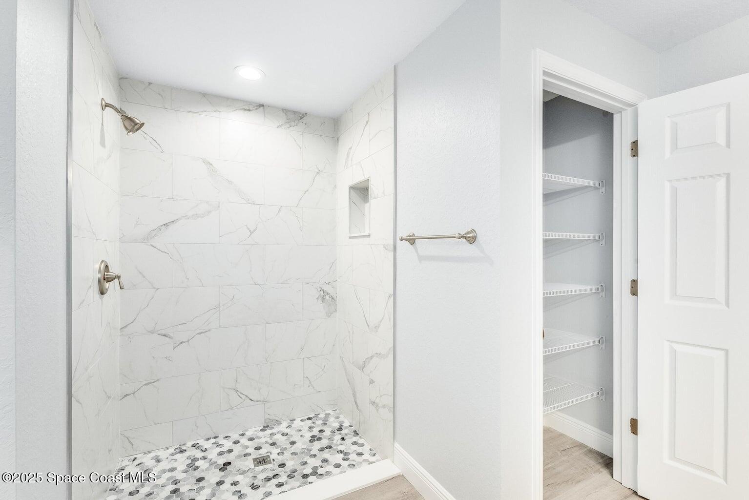 338 Mott Street SW