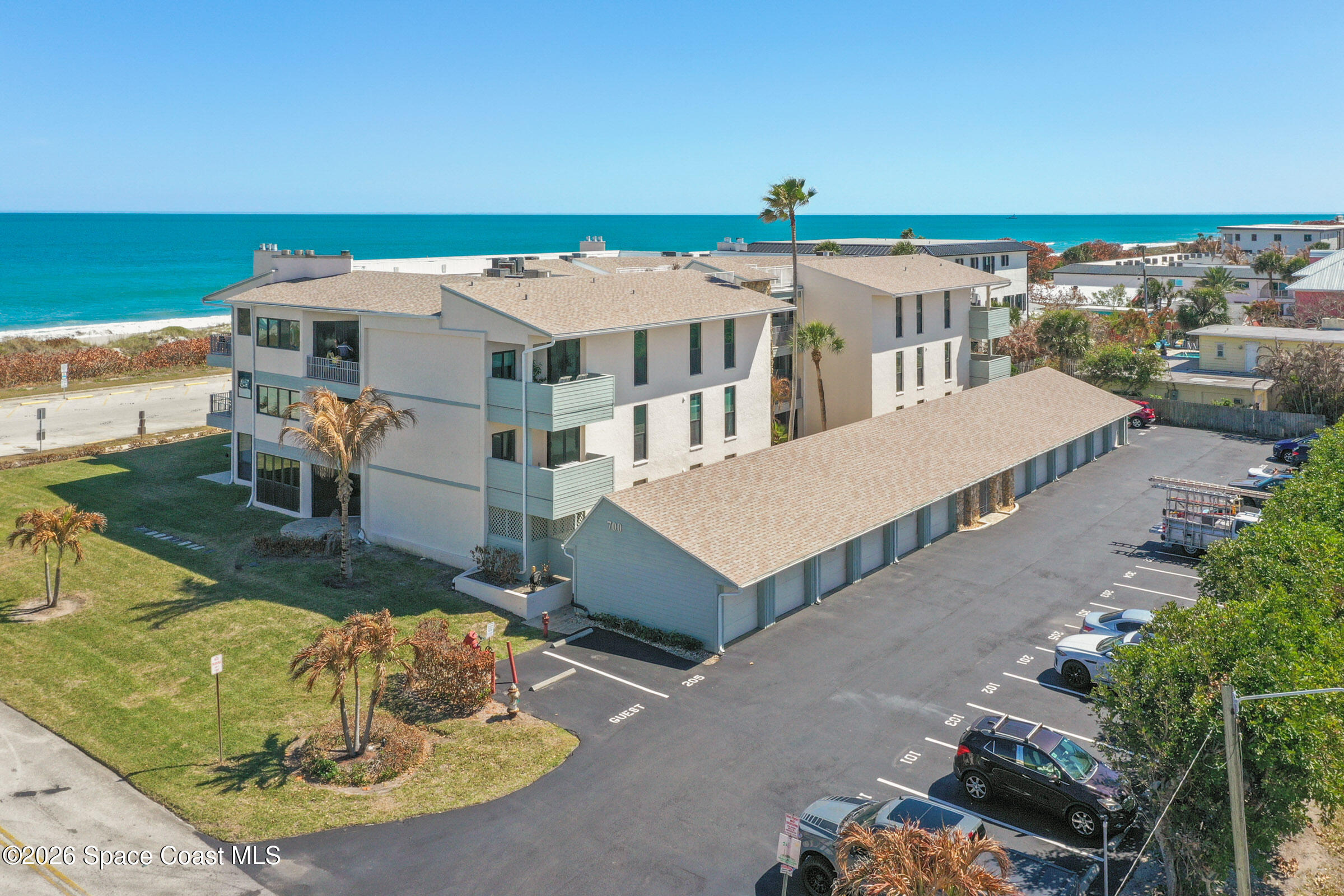 700 Wave Crest Avenue 206