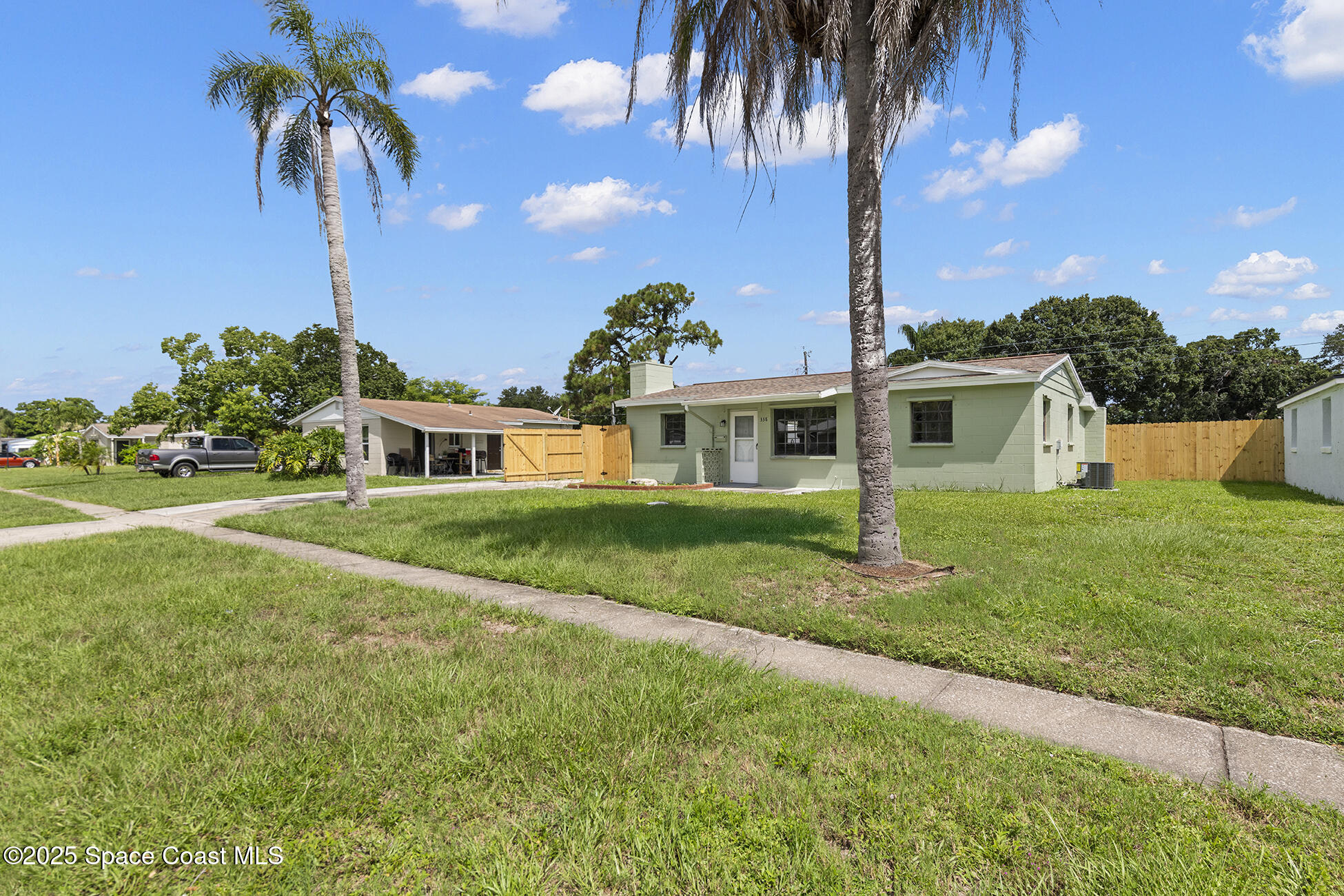 338 Crown Boulevard
