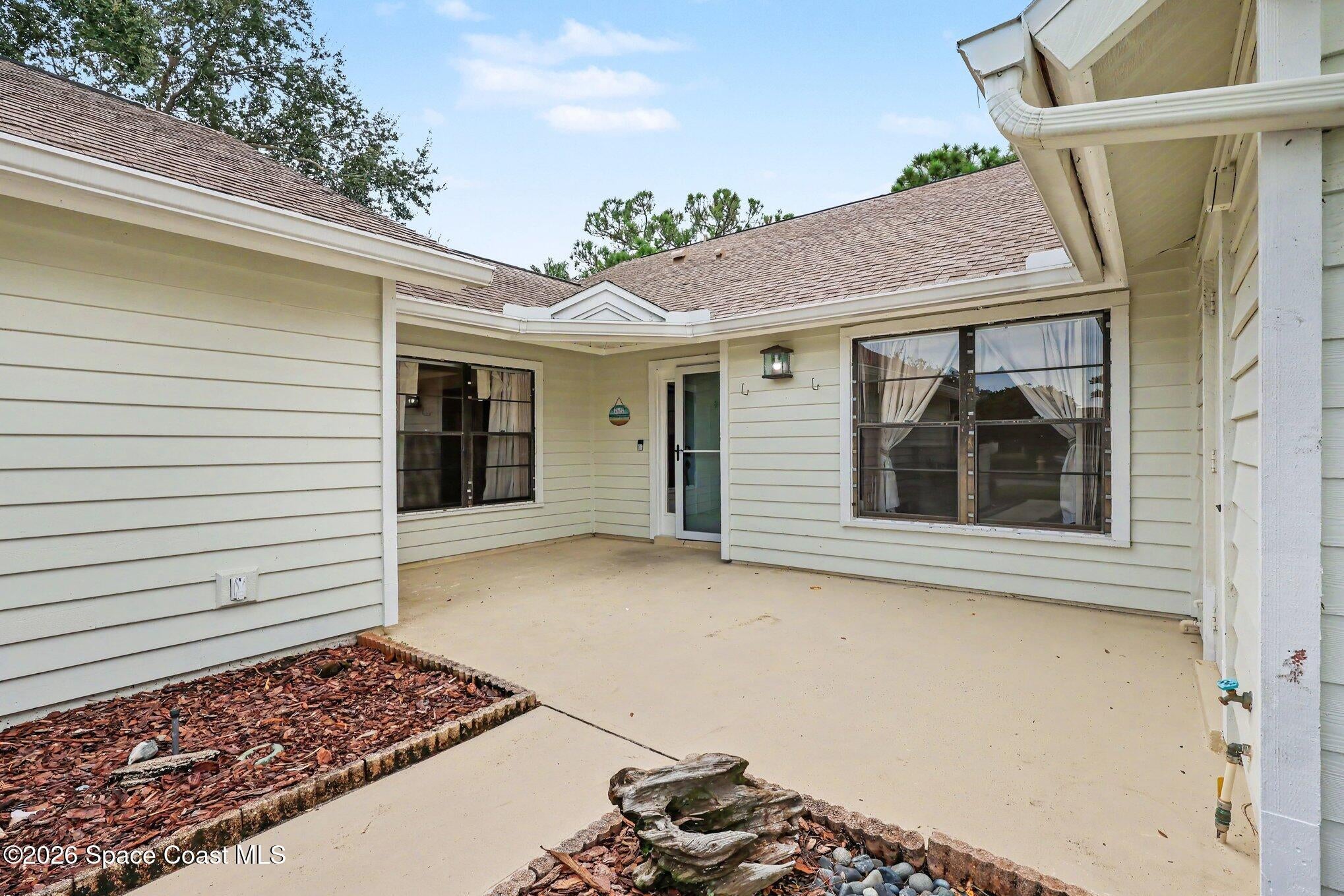 858 Ridge Lake Drive