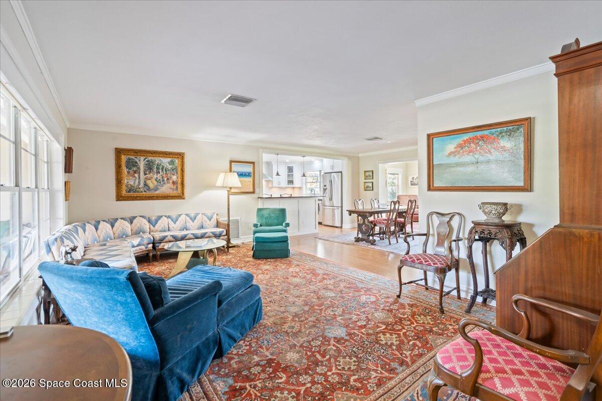 333 Cocoa Avenue