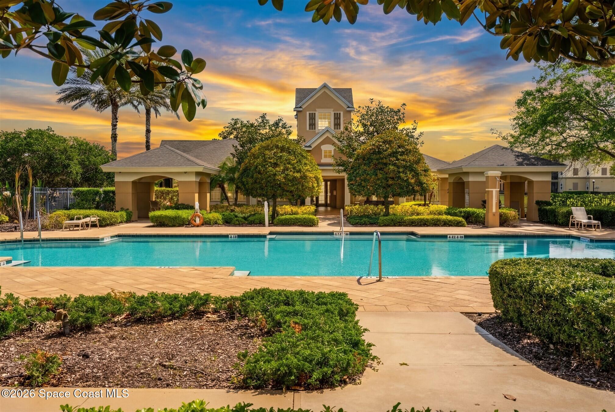 1626 Peregrine Circle 408