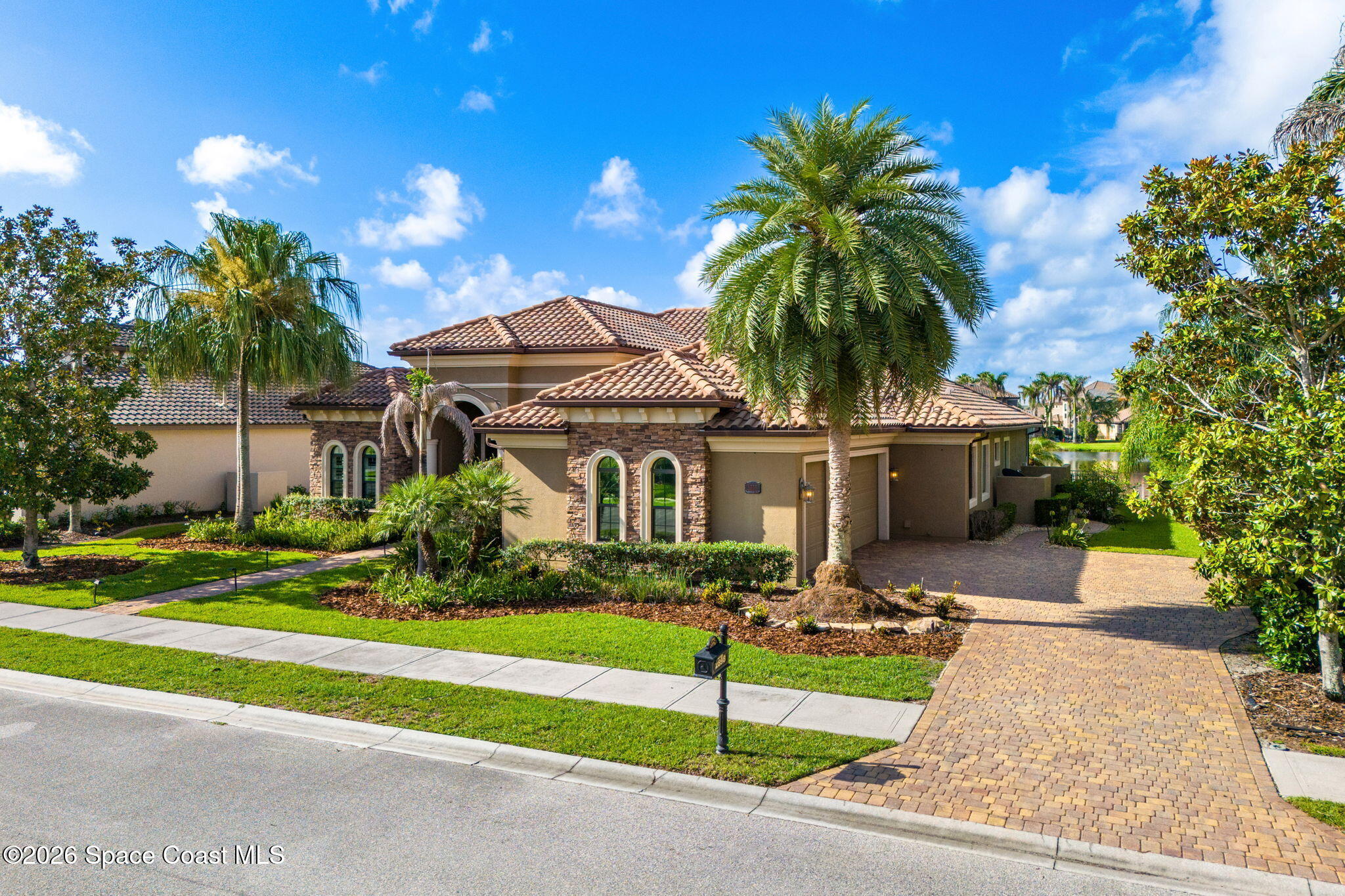 2898 Wyndham Way