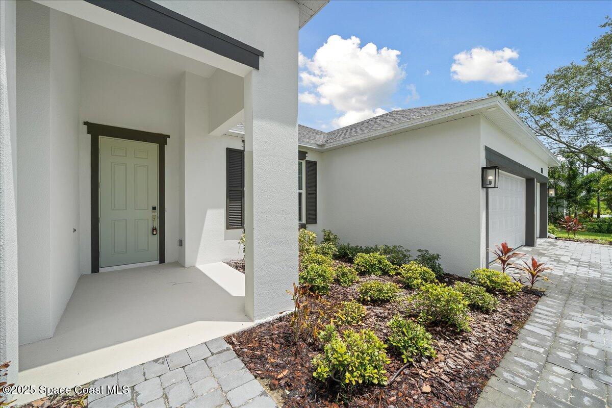 3733 Ornis Court