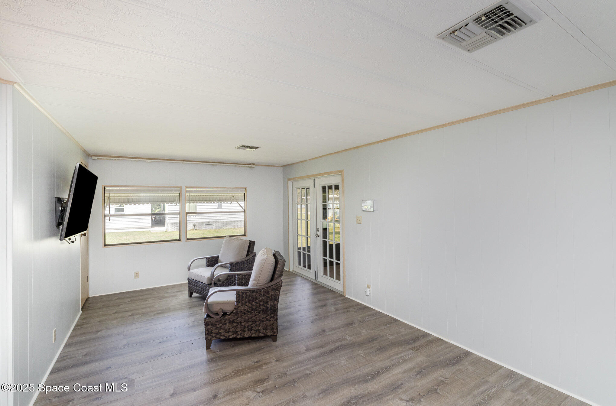 606 Seagull Drive