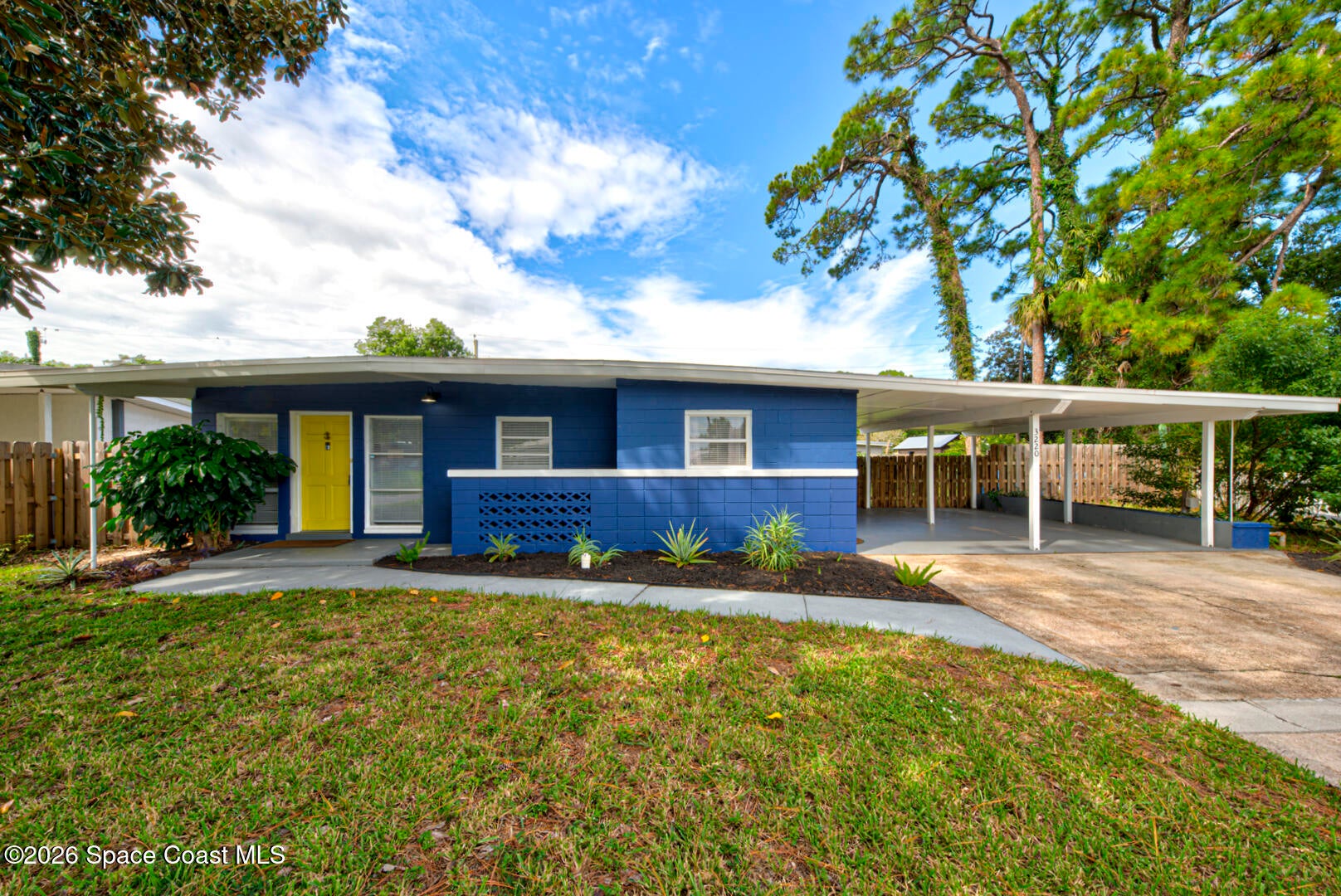 3220 Flamingo Court