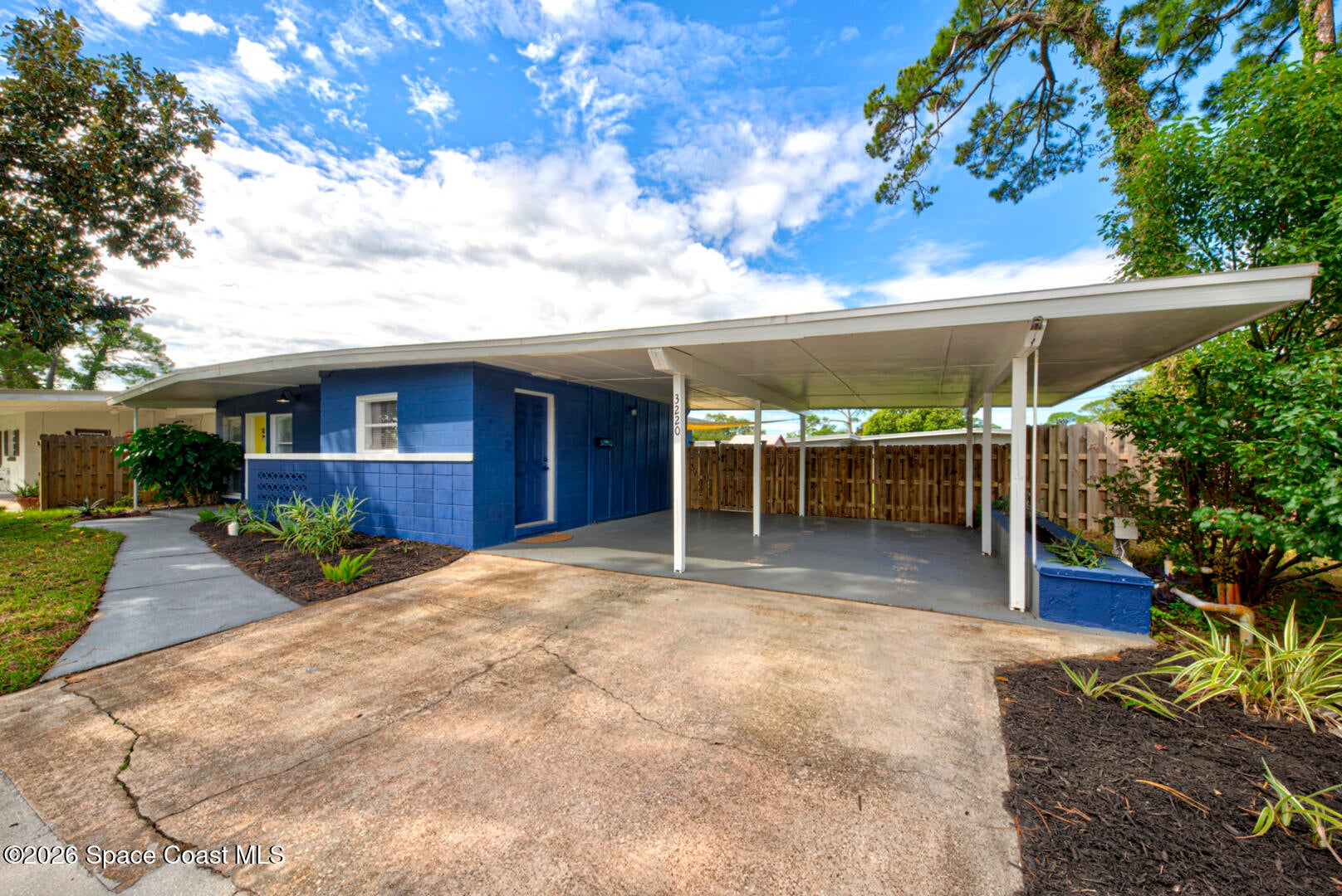 3220 Flamingo Court