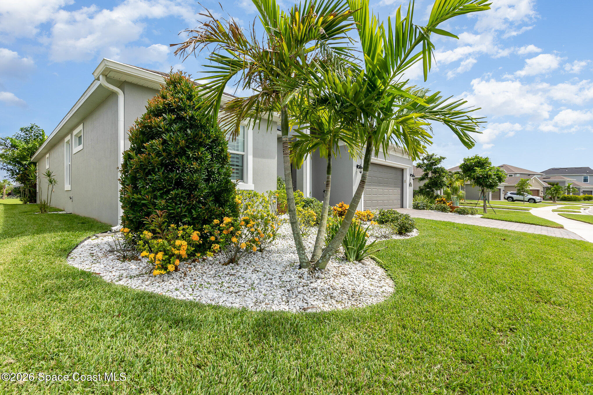 3155 Hummingbird Way