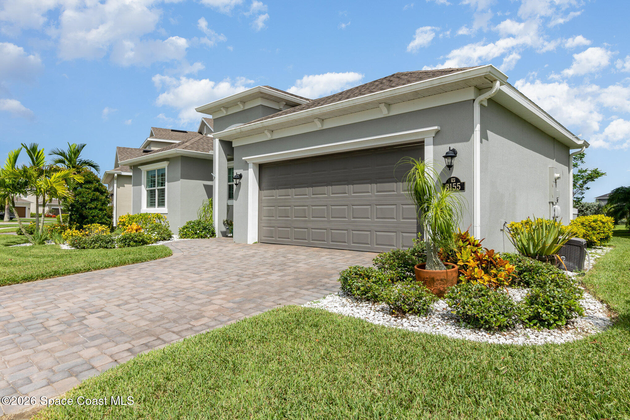 3155 Hummingbird Way