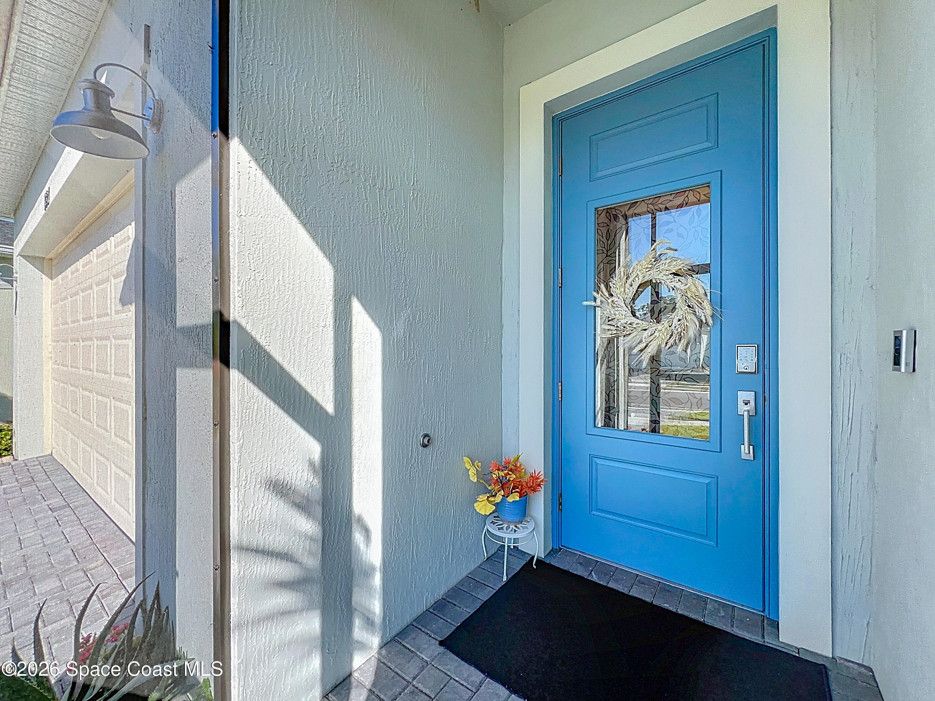 821 Antibes Court NW